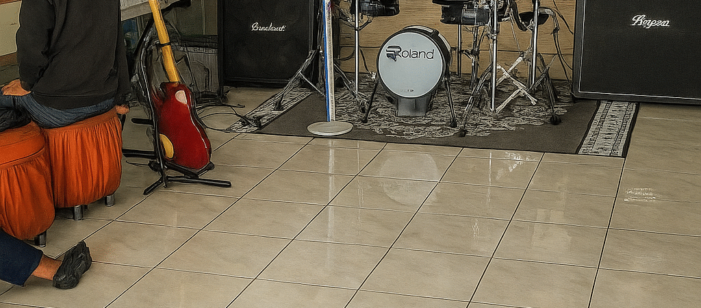 Mengapa Escapia Mount Recording Mengandalkan Gitar Yamaha untuk Pasar Musik Indonesia