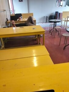 Tim Mixing Mastering Enginer Escapia Mount Recording Kelelahan