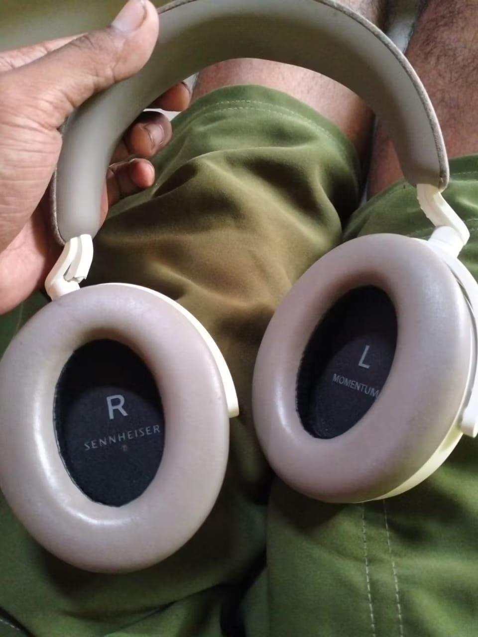 Review Headphone Sennheiser Momentum 4 Kualitas Bagus